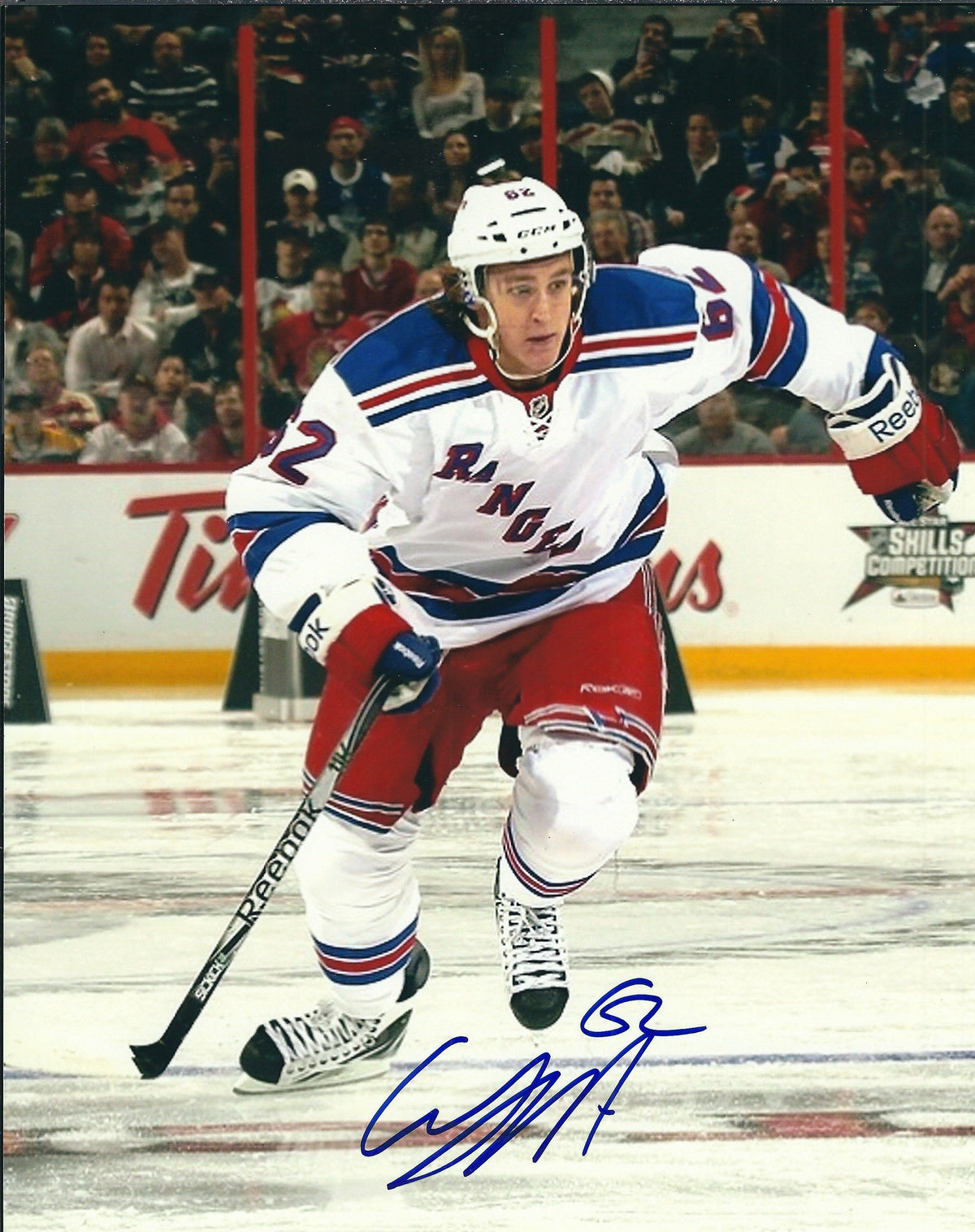 Autographed CARL HAGELIN 8x10 New York Rangers Photo