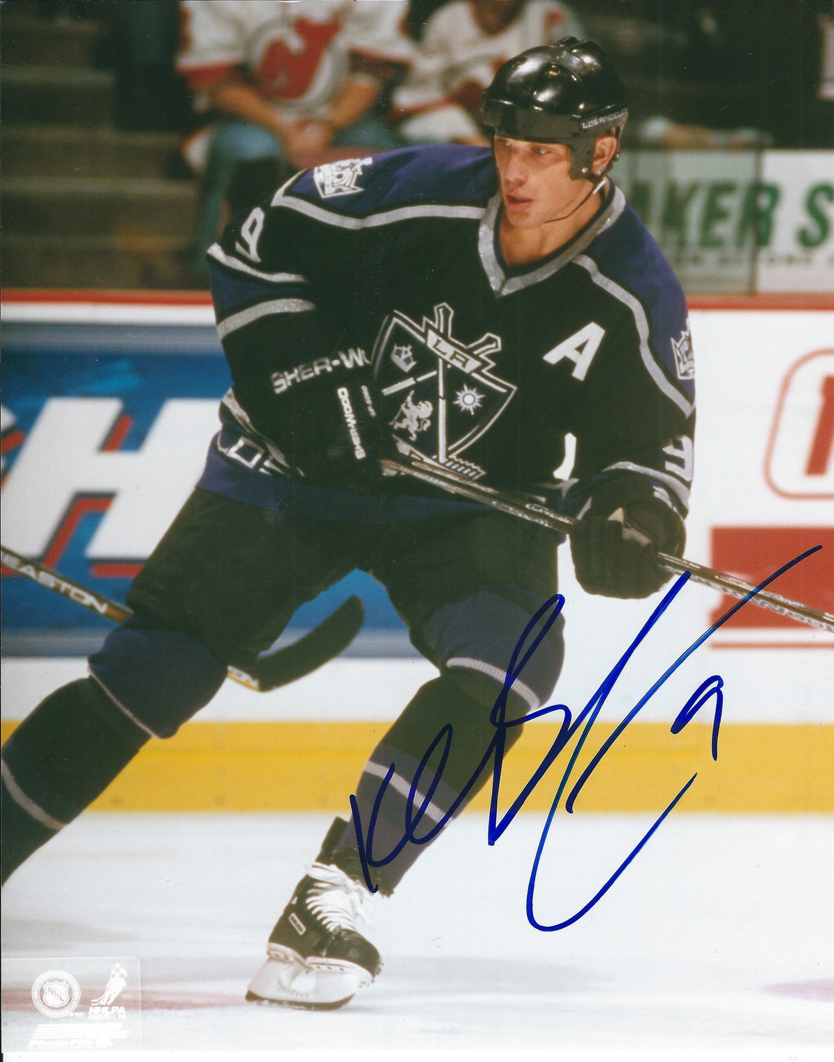 Autographed KELLY BUCHBERGER 8x10 Los Angeles Kings Photo
