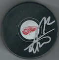 Autographed ANDREAS ATHANASIOU Detroit Red Wings Hockey Puck
