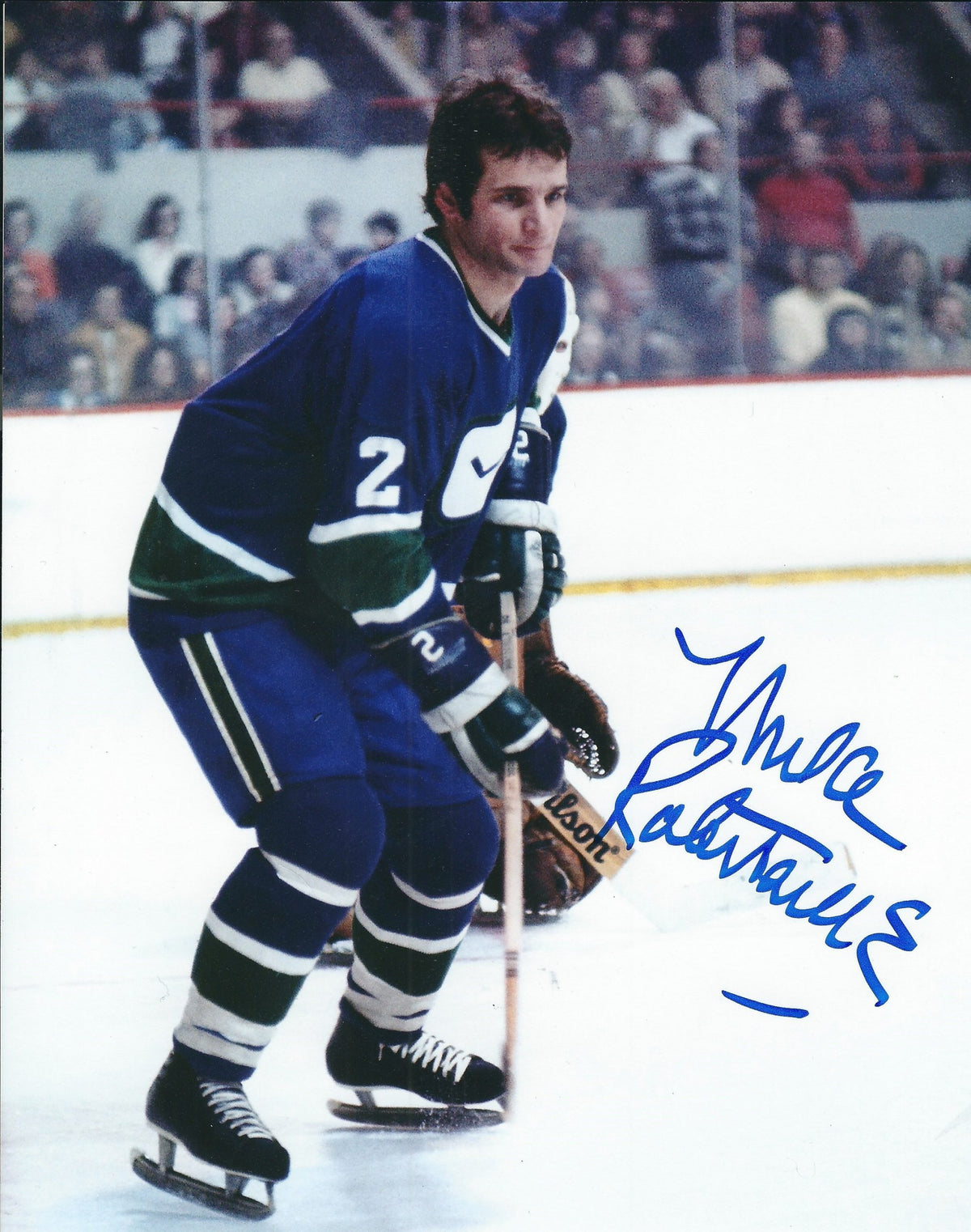 Autographed MIKE ROBITAILLE 8X10 Vancouver Canucks Photos