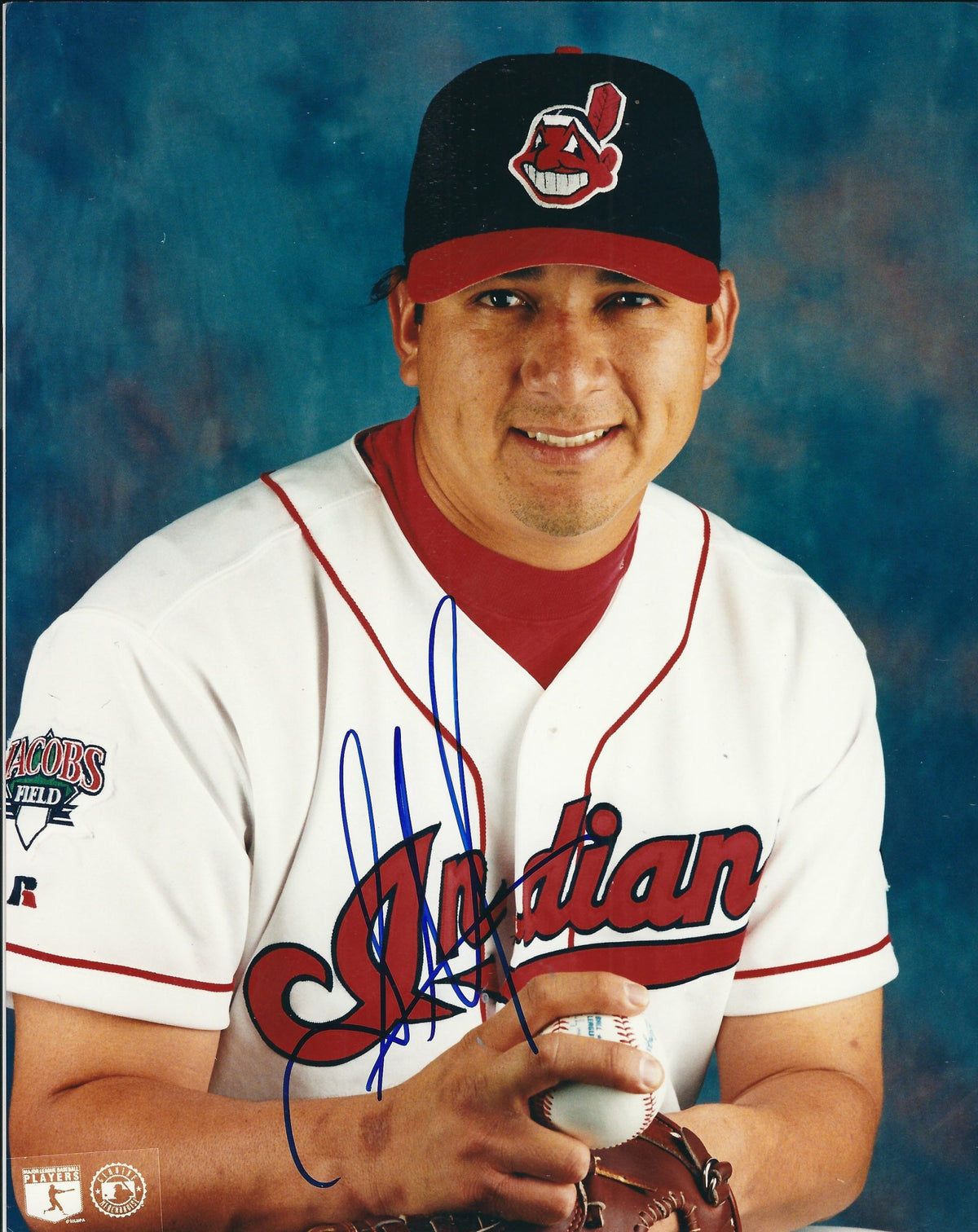 AUTOGRAPHED DARRELL AKERFELDS 8X10 Cleveland Indians Photo