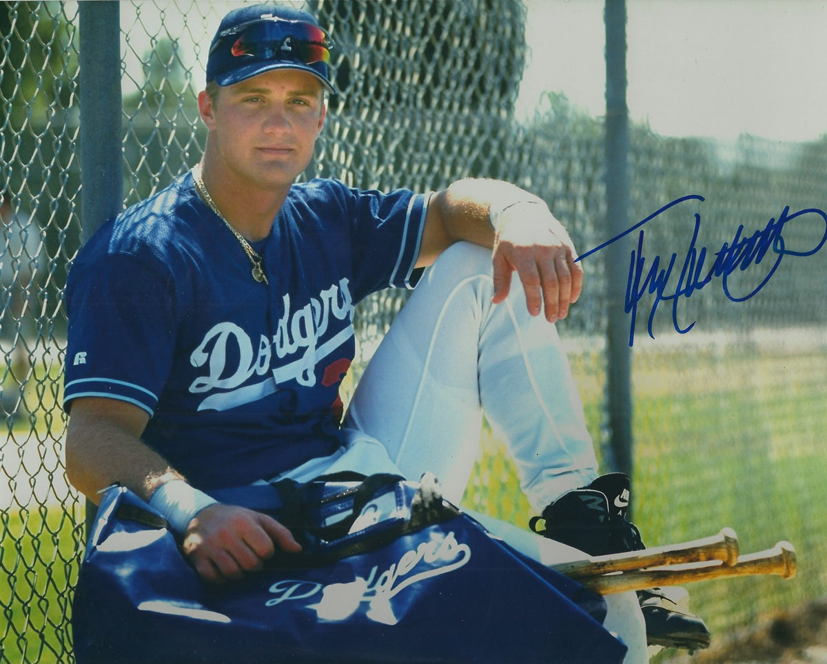 AUTOGRAPHED TODD HOLLANDSWORTH 8X10 Los Angeles Dodgers photo