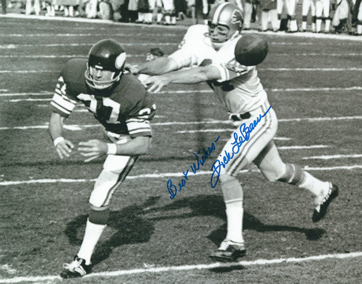 Autographed DICK LEBEAU 8X10  DETROIT LIONS Photo