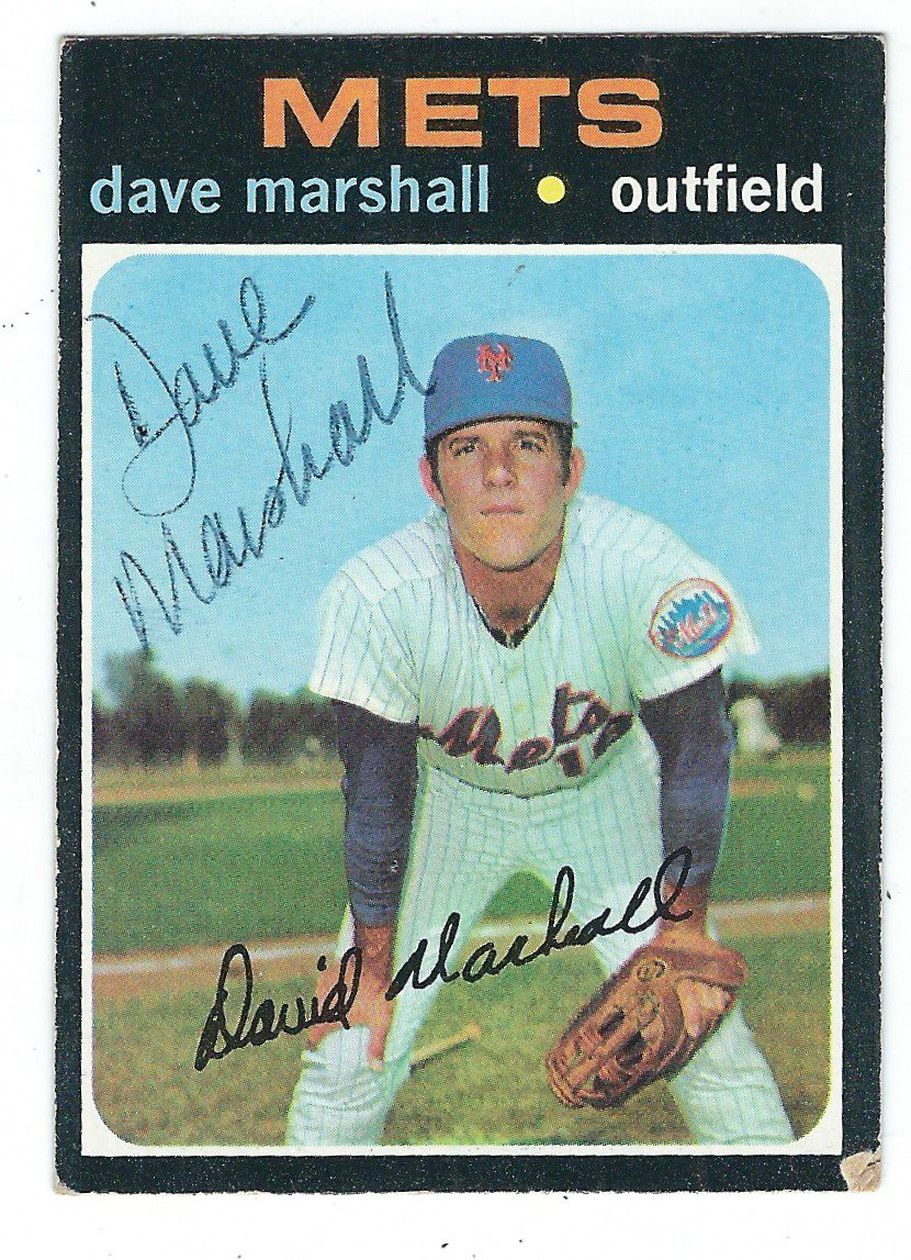 Autographed DAVE MARSHALL 1971 Topps Card