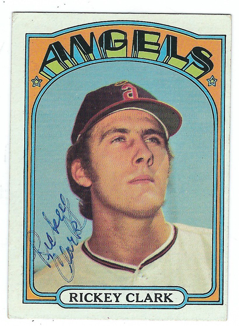 Autographed RICKEY CLARK 1972 Topps Card