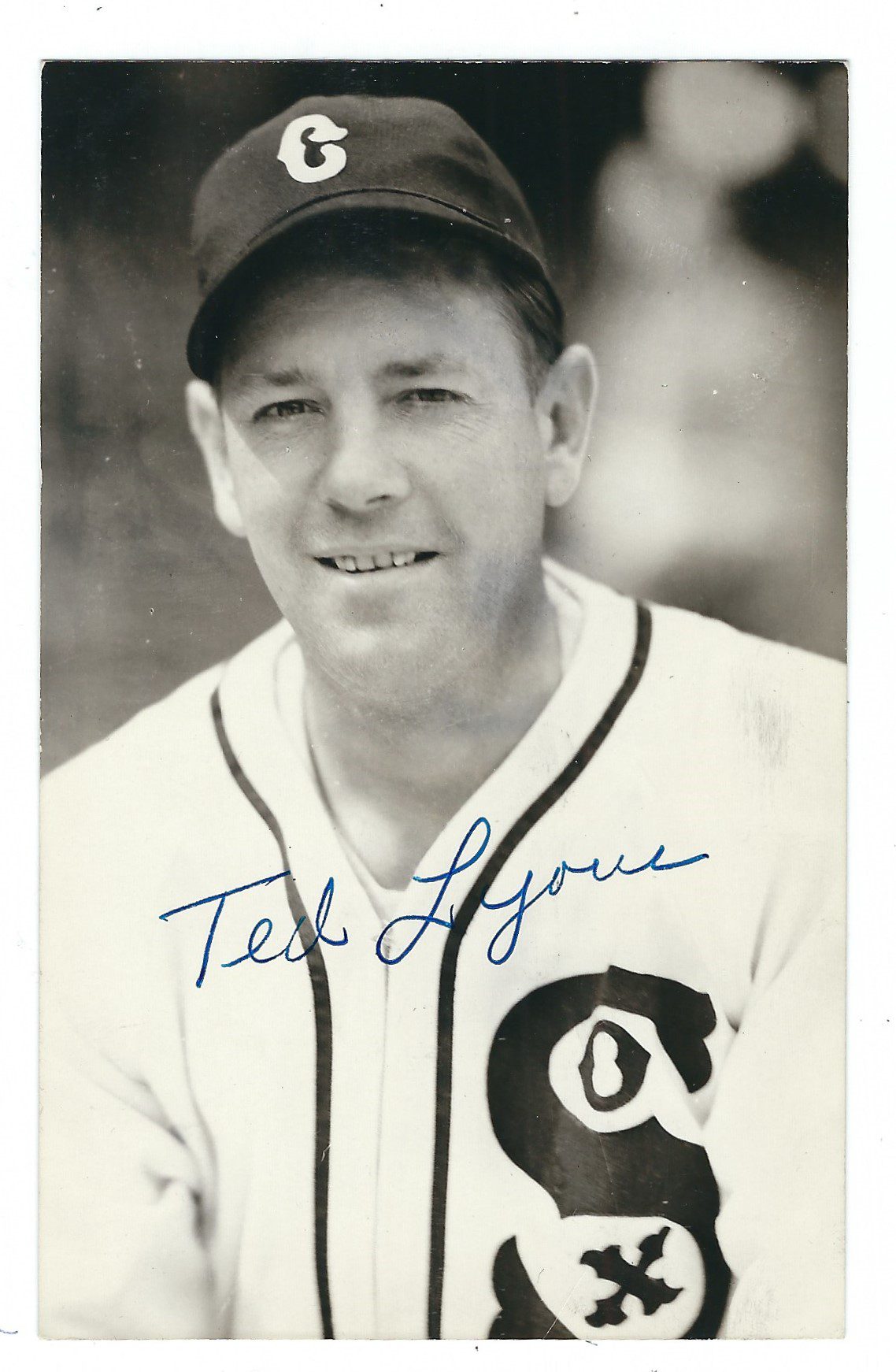 Autographed TED LYONS Chicago White Sox BxW Rowe Post Card