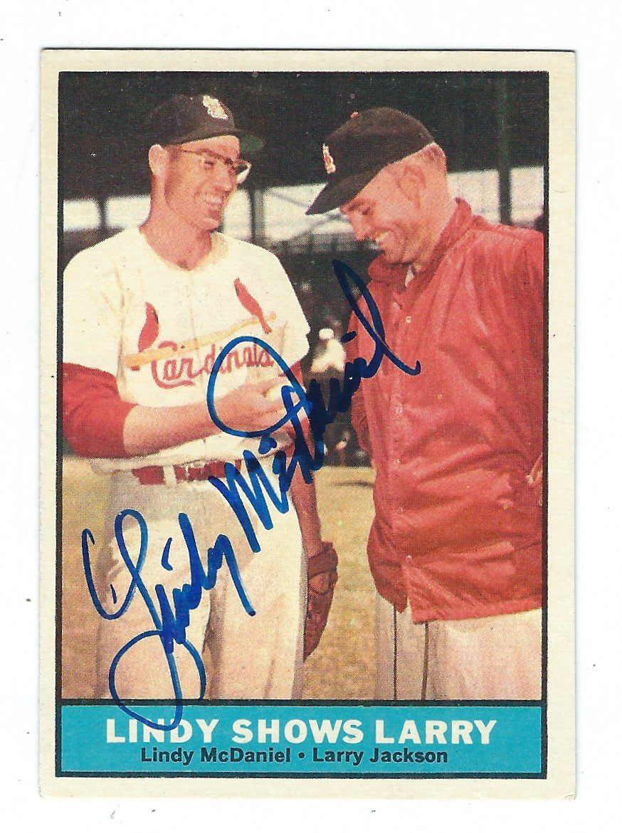 Autographed LINDY MCDANIEL 1961 TOPPS Card