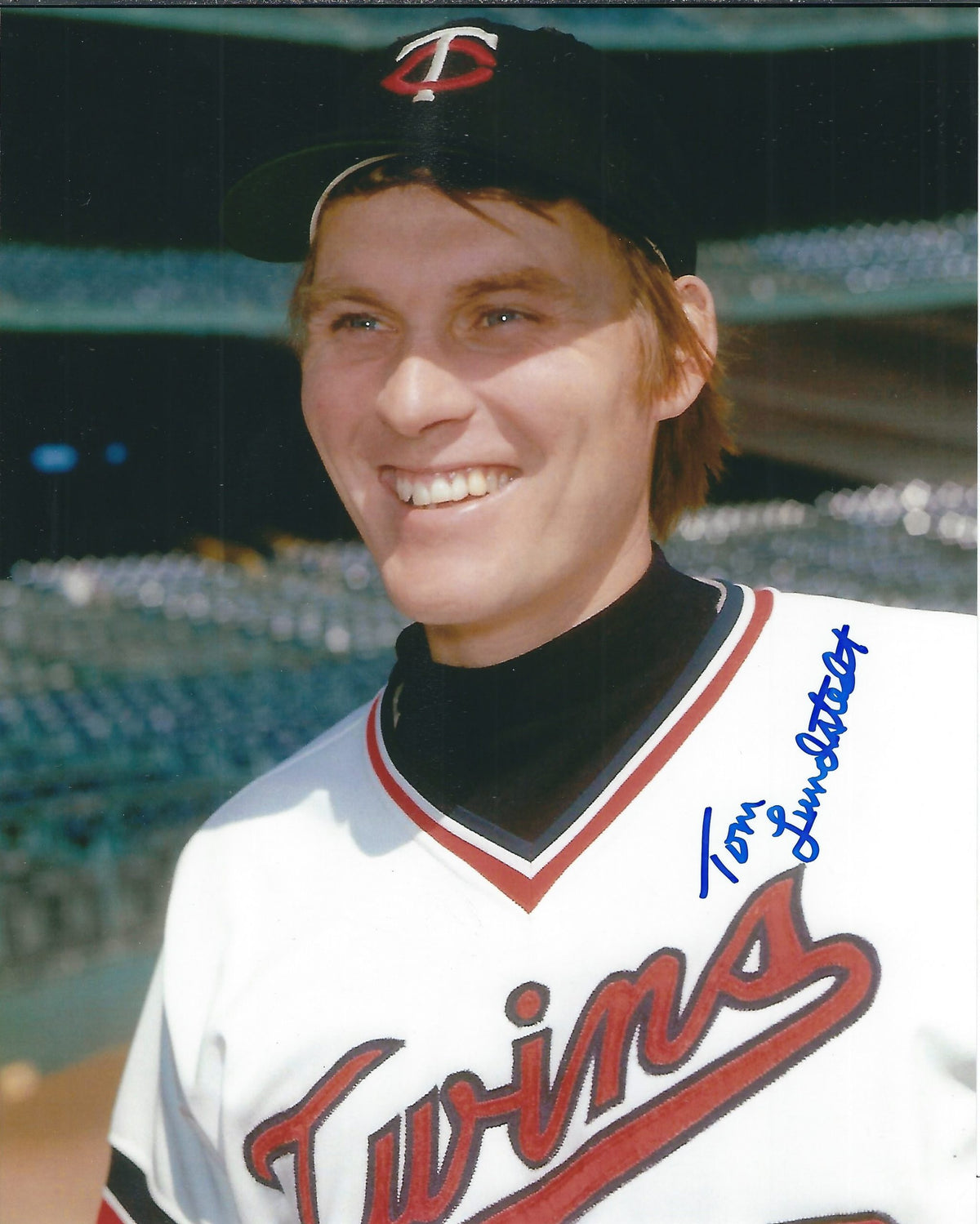 AUTOGRAPHED TOM LUNDSTEDT 8X10 Minnesota Twins Photo