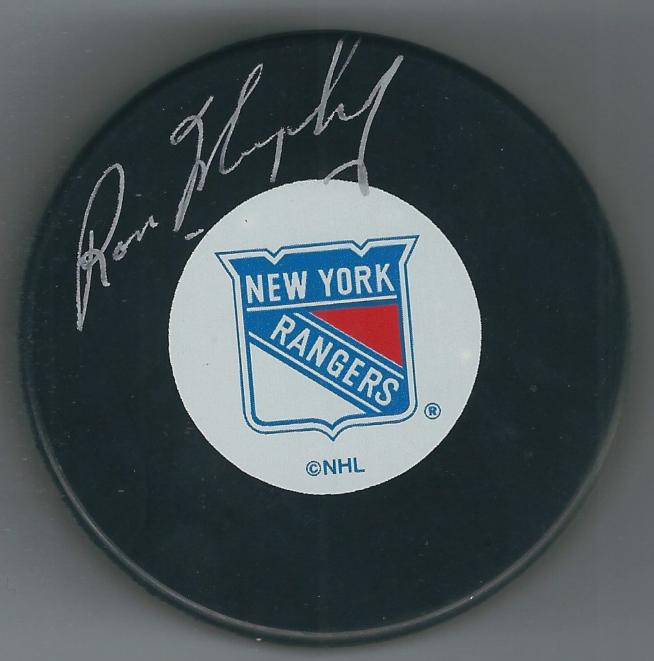 Autographed RON MURPHY New York Rangers Hockey Puck