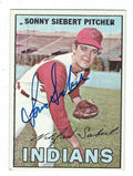 Autographed  SONNY SIEBERT 1967 Topps Card