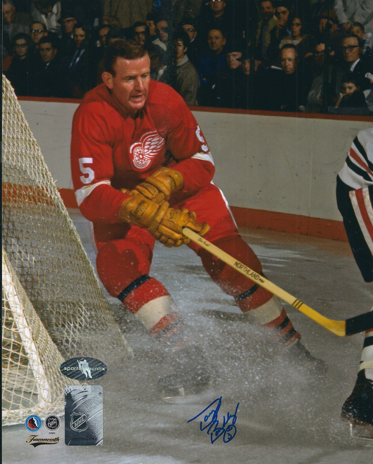 Autographed DOUG BARKLEY 8x10 Detroit Red Wings Photo