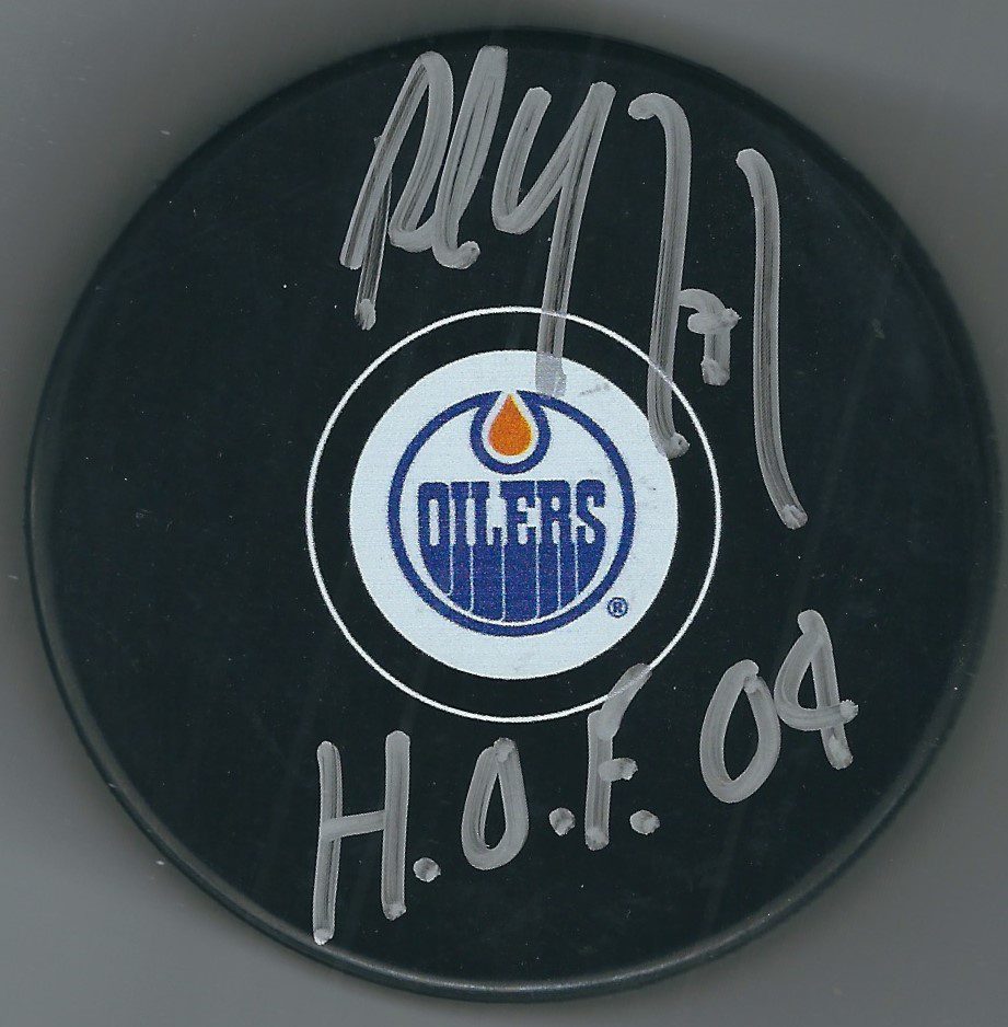 Autographed PAUL COFFEY HOF 04 Edmonton Oilers Hockey Puck