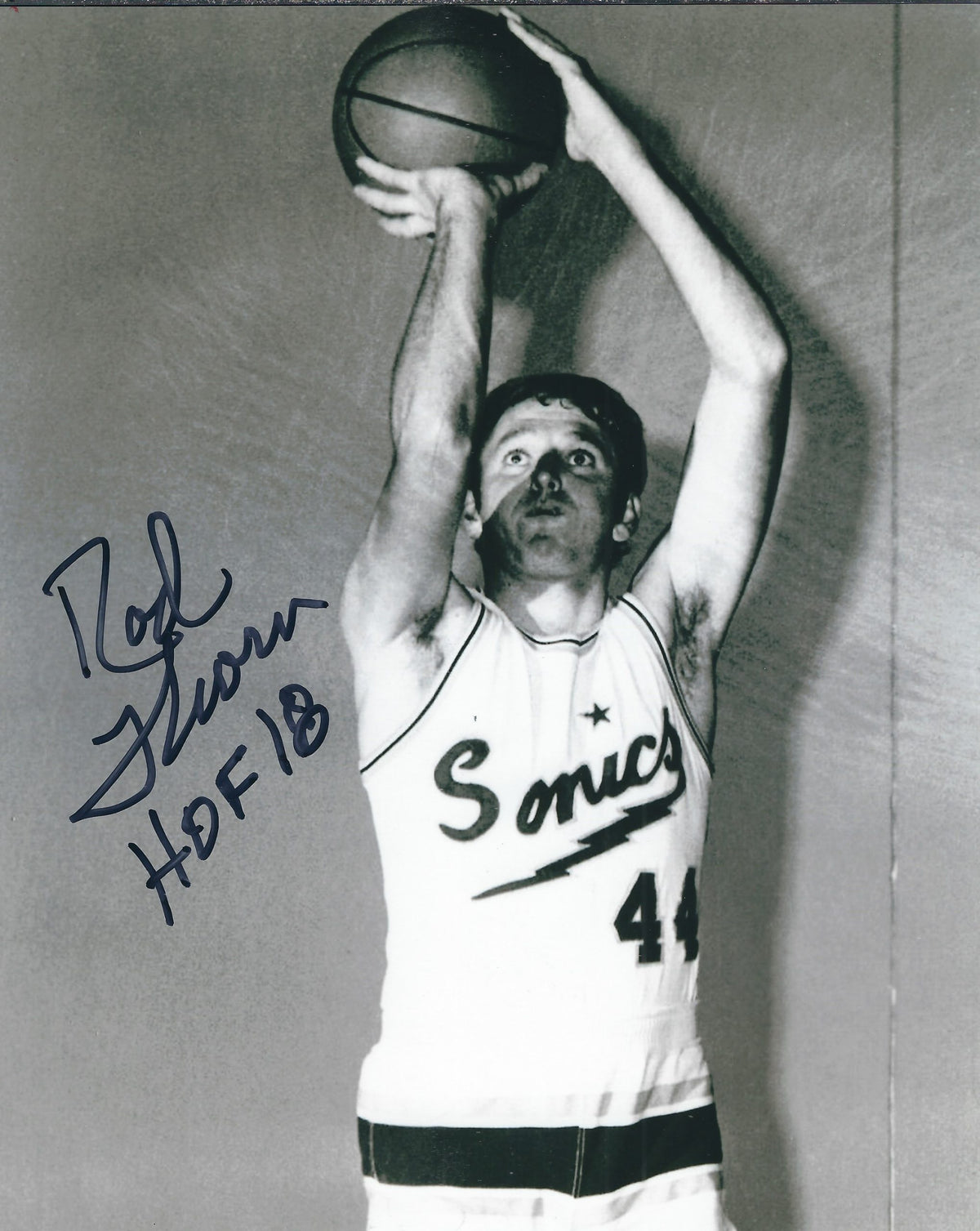 Autographed ROD THORN 8X10 Seattle SuperSonics photo