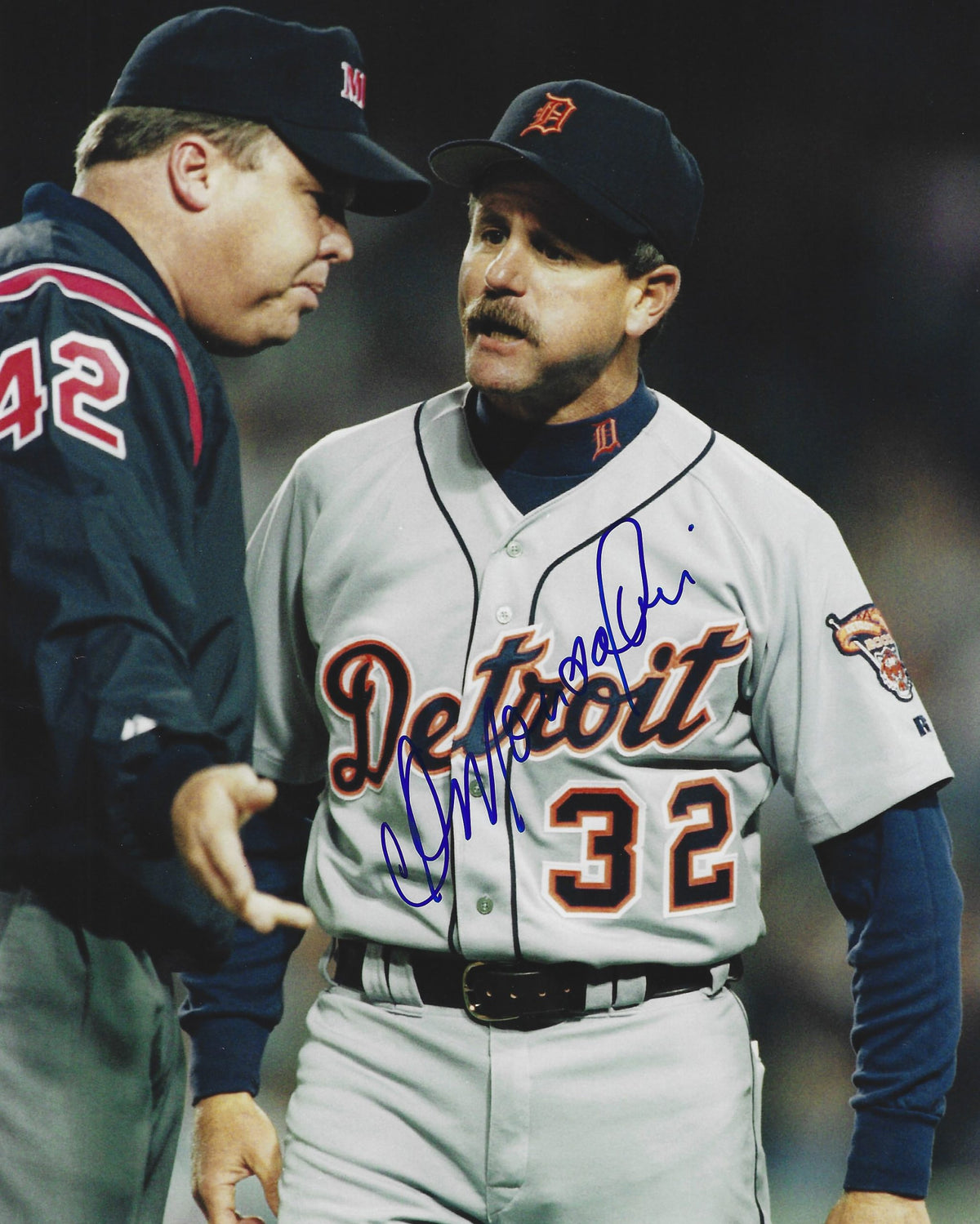 AUTOGRAPHED DOUG MANSOLINO 8X10 Detroit Tigers Photo