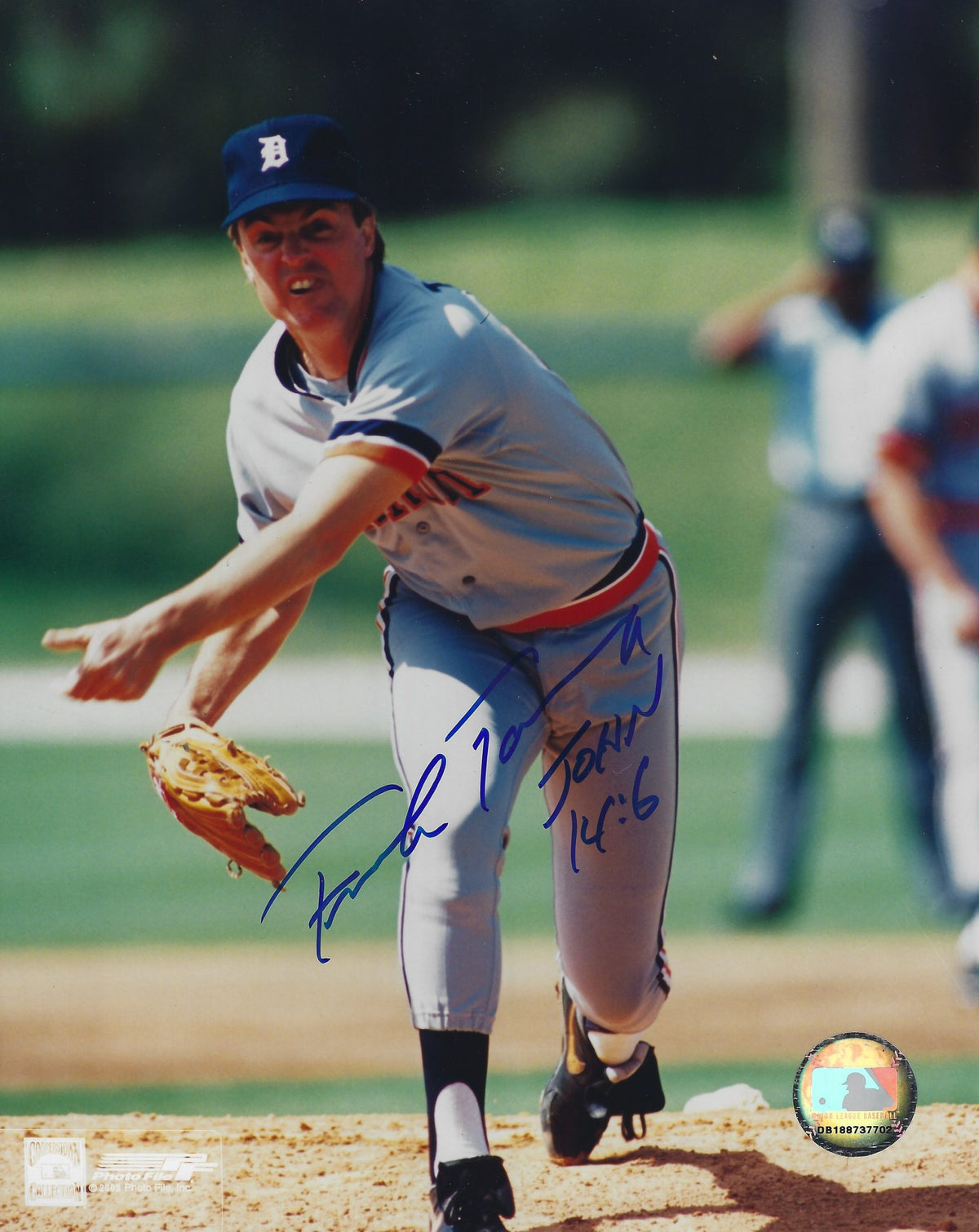 AUTOGRAPHED FRANK TANANA  8x10 Detroit Tigers Photo