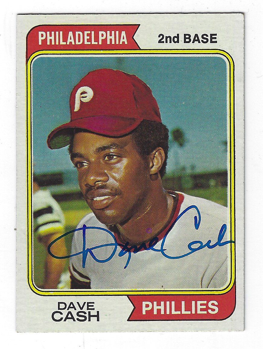 Autographed DAVE CASH Philadelphia Phillies 1974 Topps  Card