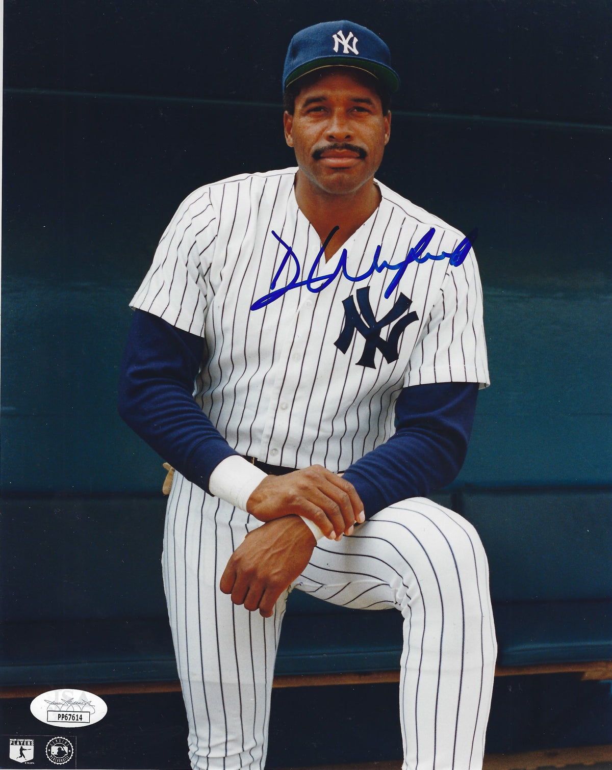 Autographed  DAVE WINFIELD 8X10 New York Yankees Photo JSA