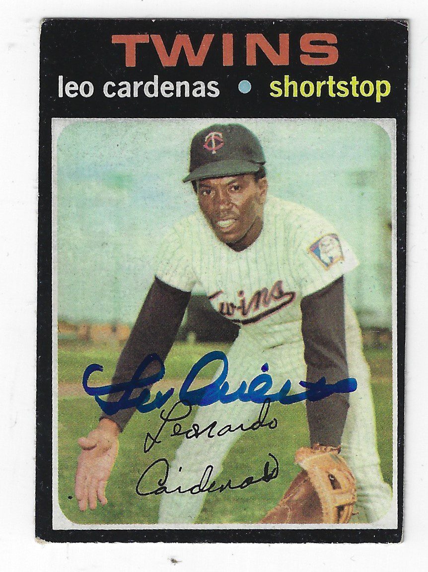 Autographed LEO CARDENAS Minnesota Twins 1971 Topps Card