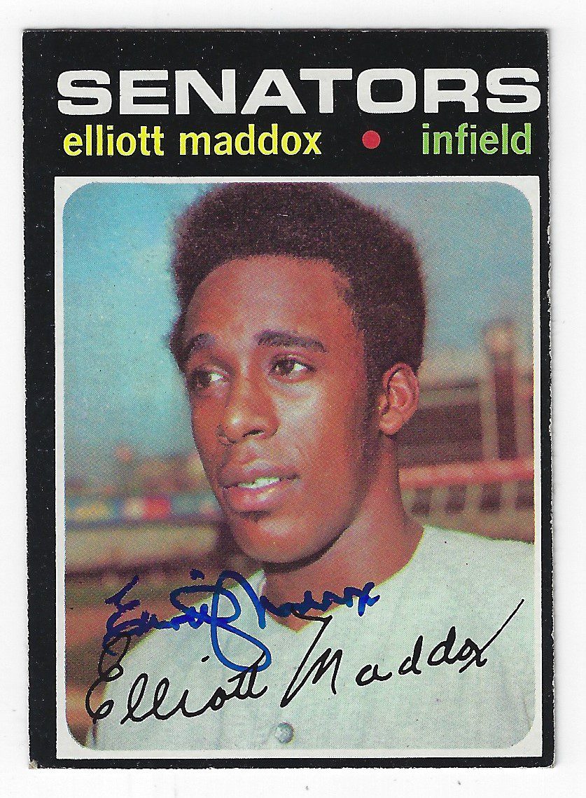 Autographed ELLIOTT MADDOX 1971 Topps Card