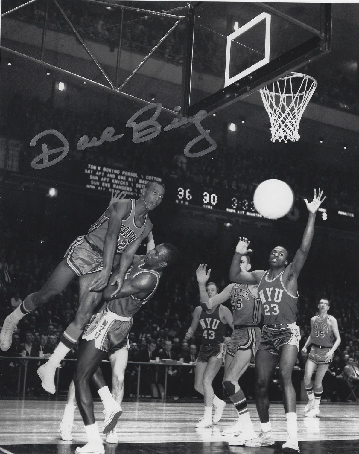 Autographed  DAVE BING Syracuse Orangemen 8x10 Photo