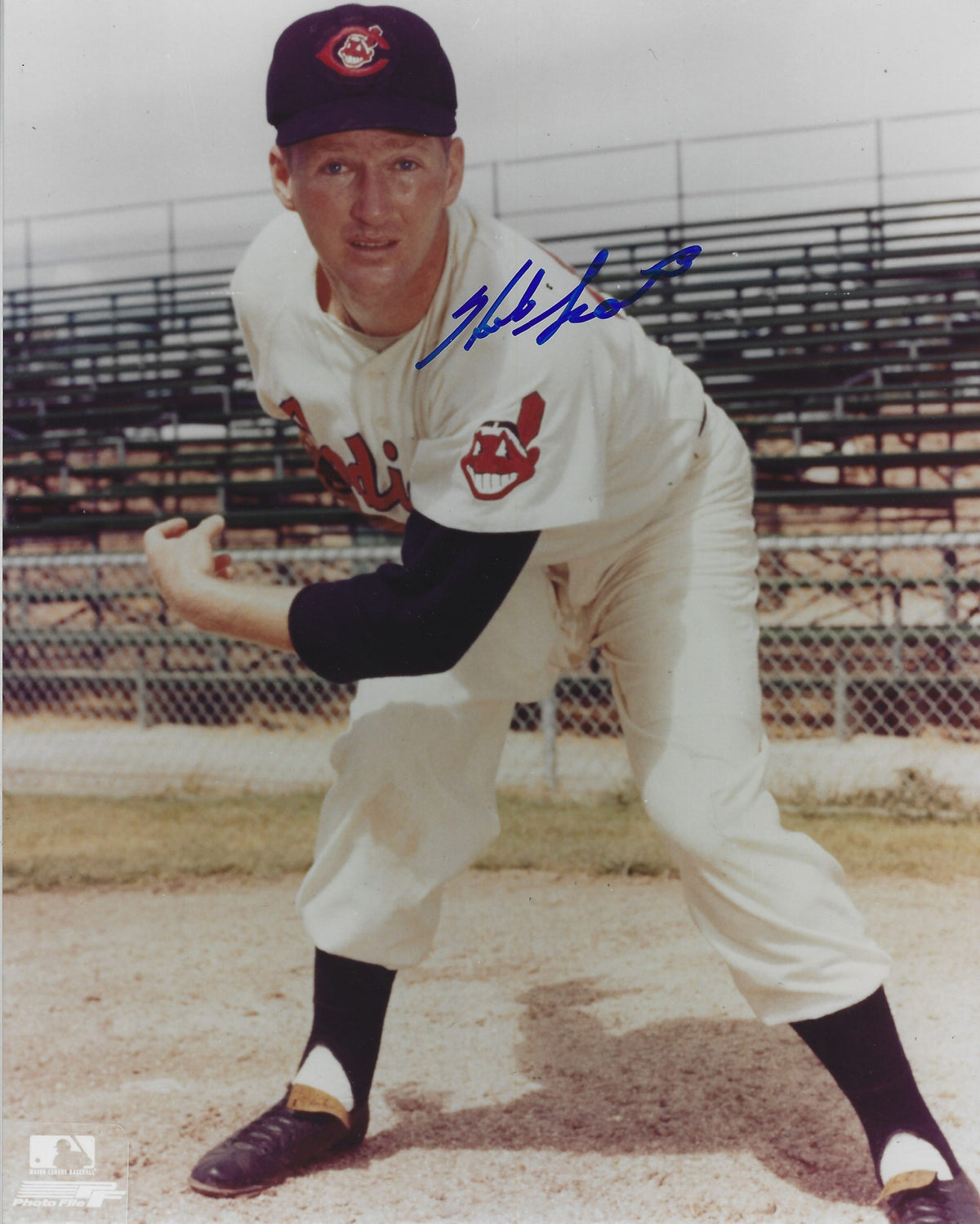 AUTOGRAPHED HERB SCORE 8x10 Cleveland Indians Photo