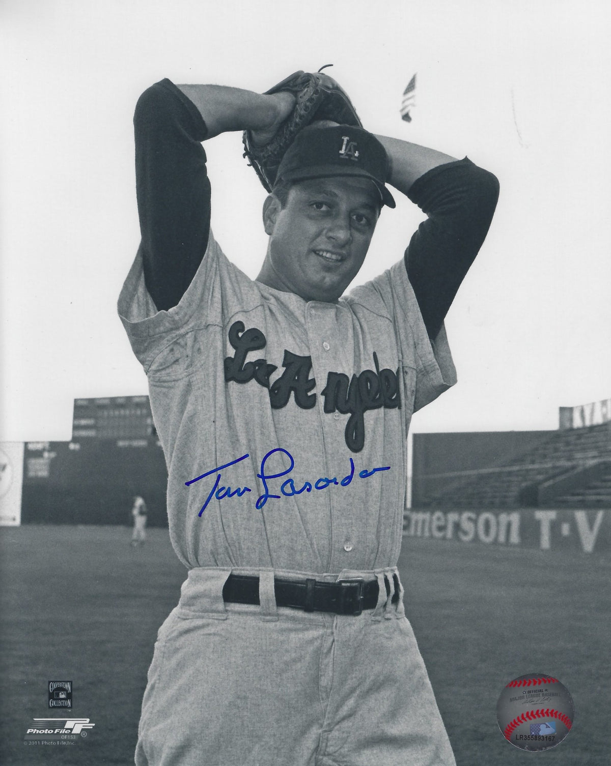 Autographed TOM LASORDA Los Angeles Dodgers 8X10 photo