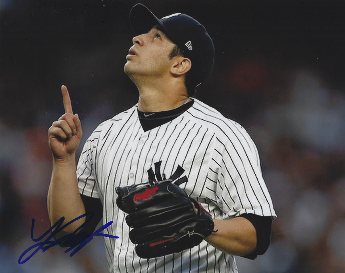 AUTOGRAPHED LUIS CESSA 8X10 NEW YORK YANKEES photo