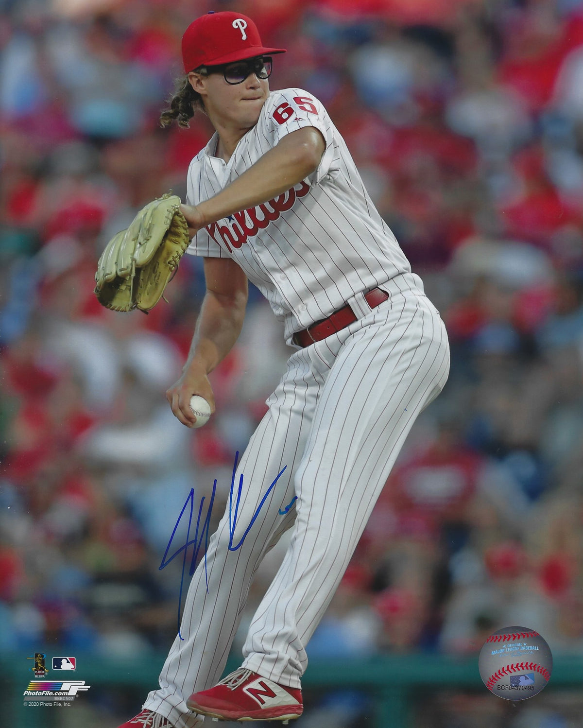 AUTOGRAPHED J.D. HAMMER 8X10 Philadelphia Phillies Photo