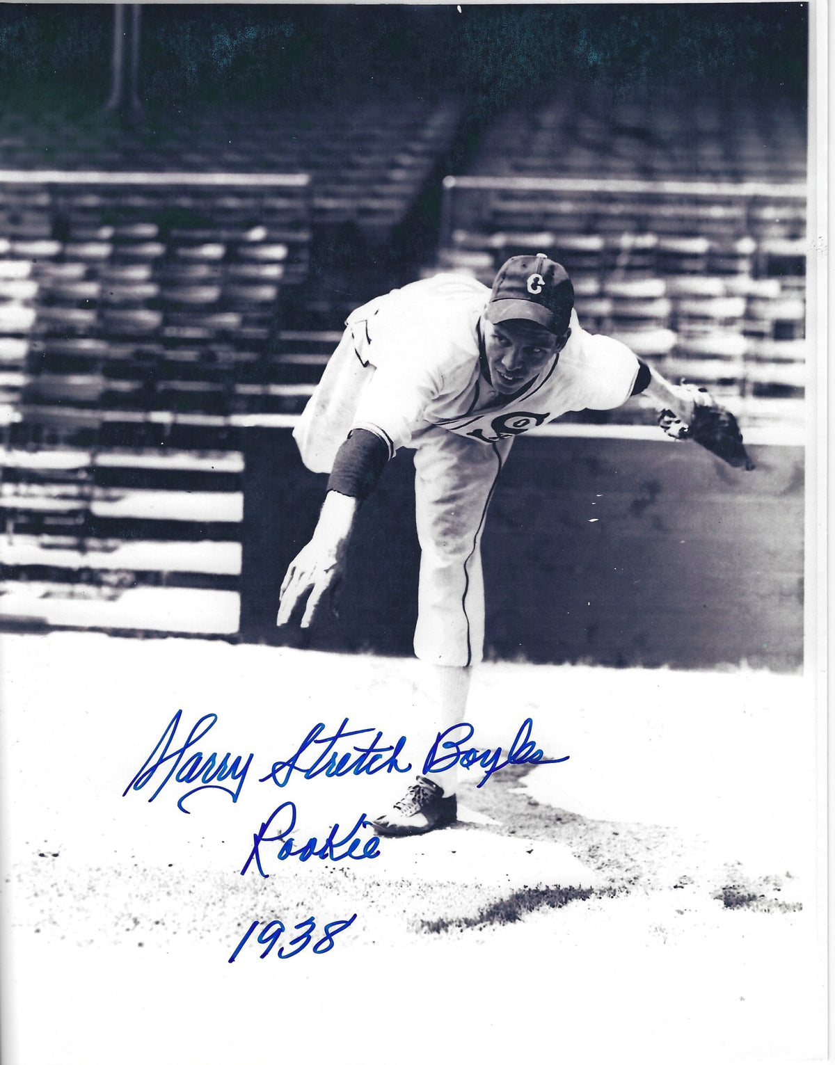 AUTOGRAPHED HARRY BOYLES 8x10 Chicago White Sox Photo