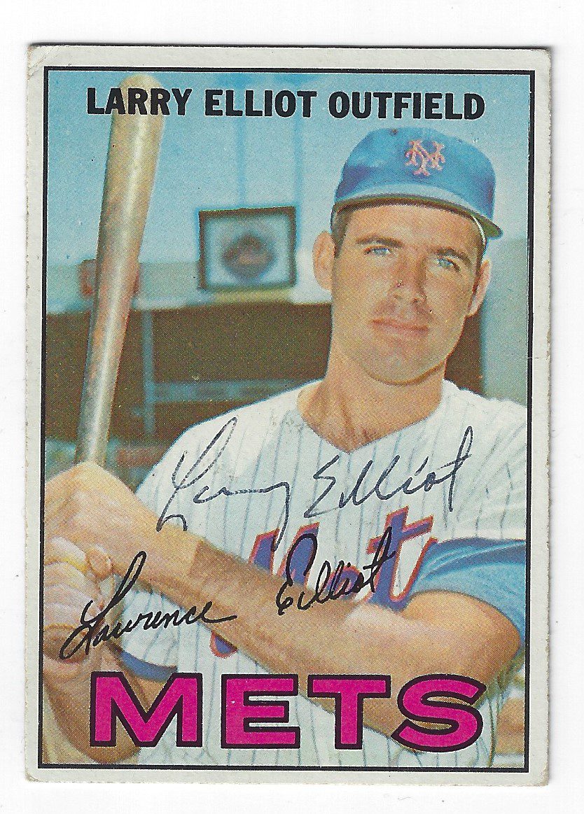 Autographed LARRY ELLIOTT 1967 Topps Card