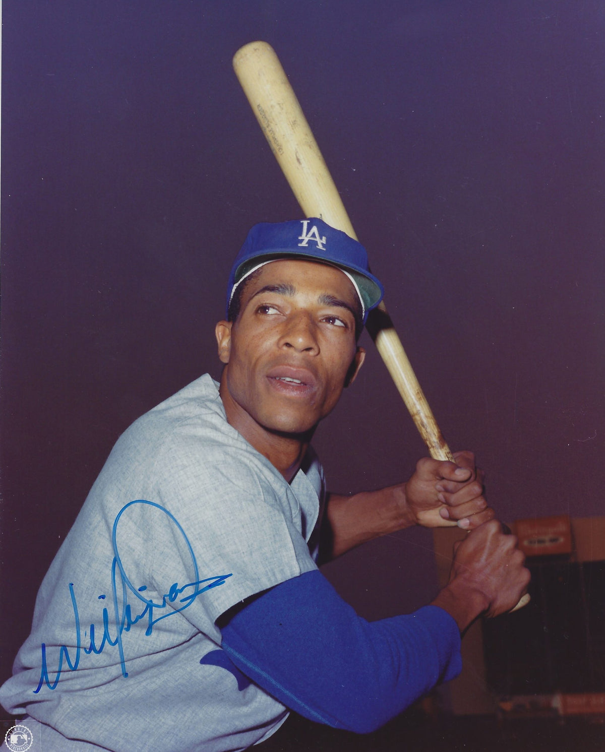 AUTOGRAPHED WILLIE DAVIS Los Angeles Dodgers 8x10  photo