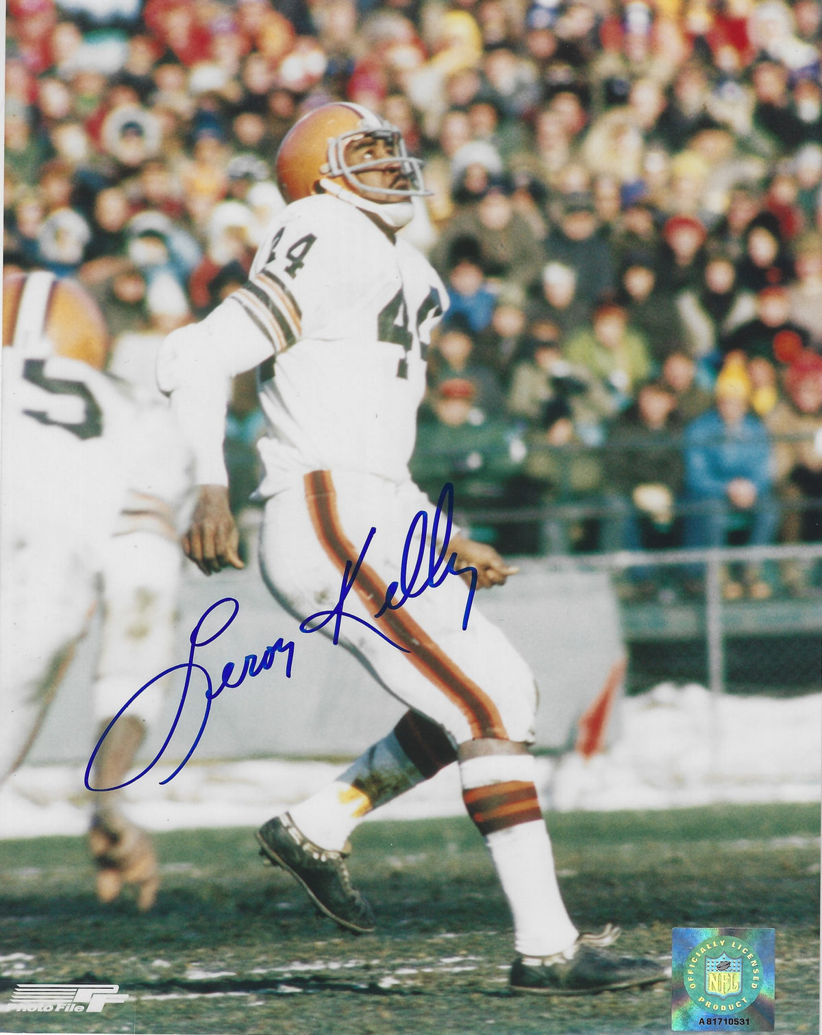 Autographed LEROY KELLY 8X10 Cleveland Browns Photo
