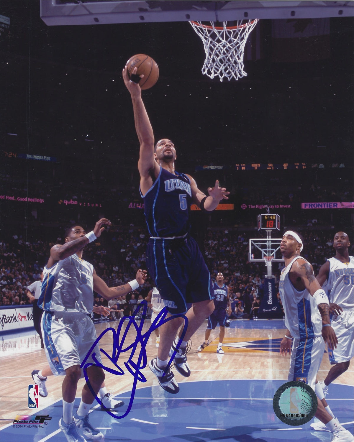 Autographed CARLOS BOOZER 8x10 Utah Jazz Photo