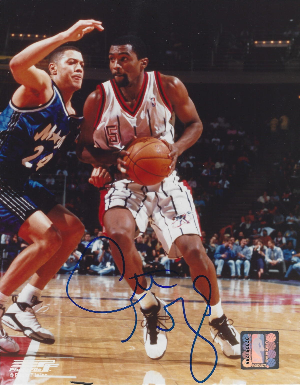 Autographed Cuttino Mobley 8X10 Houston Rockets Photo