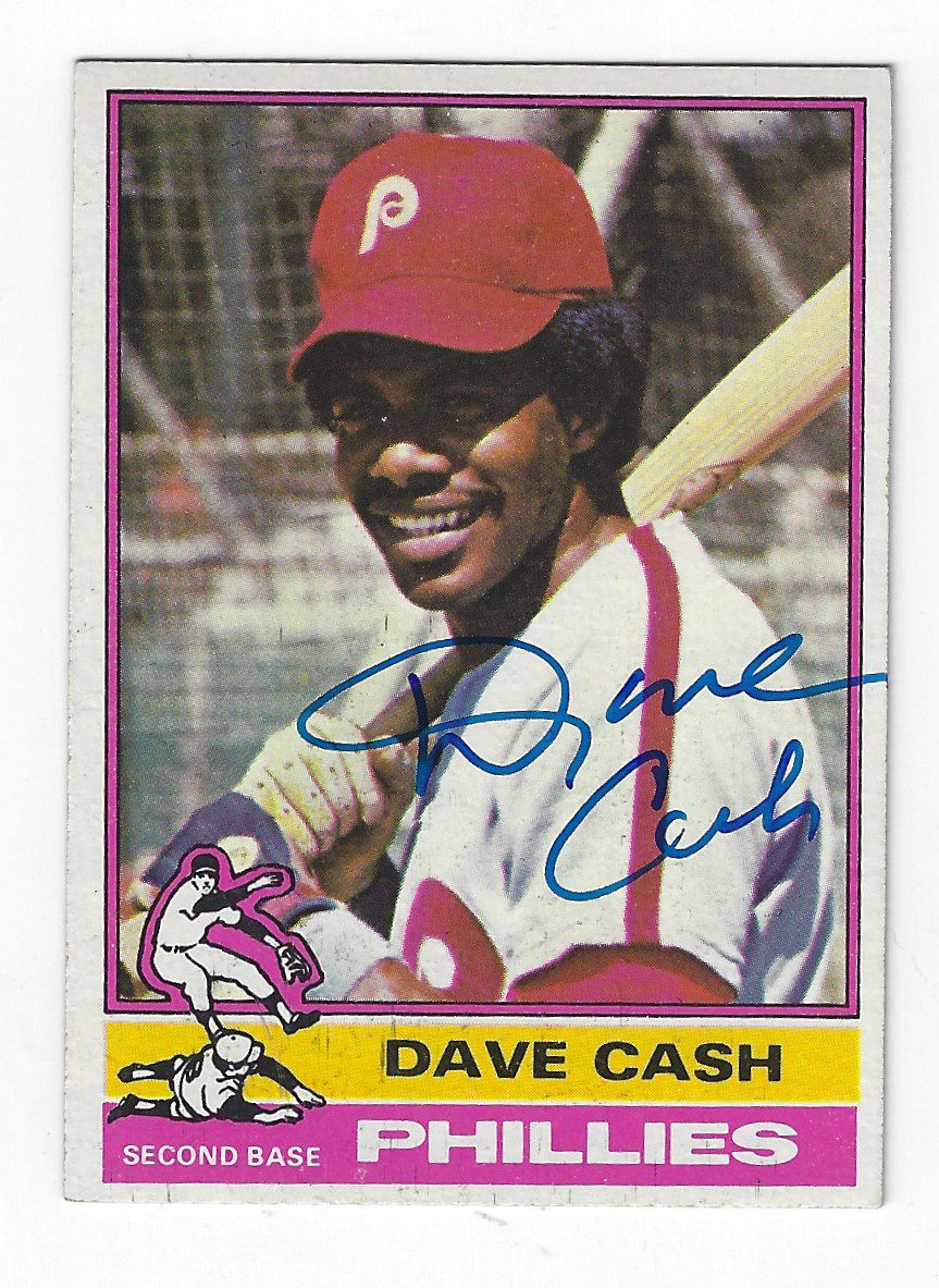 Autographed DAVE CASH 1976 Topps Card