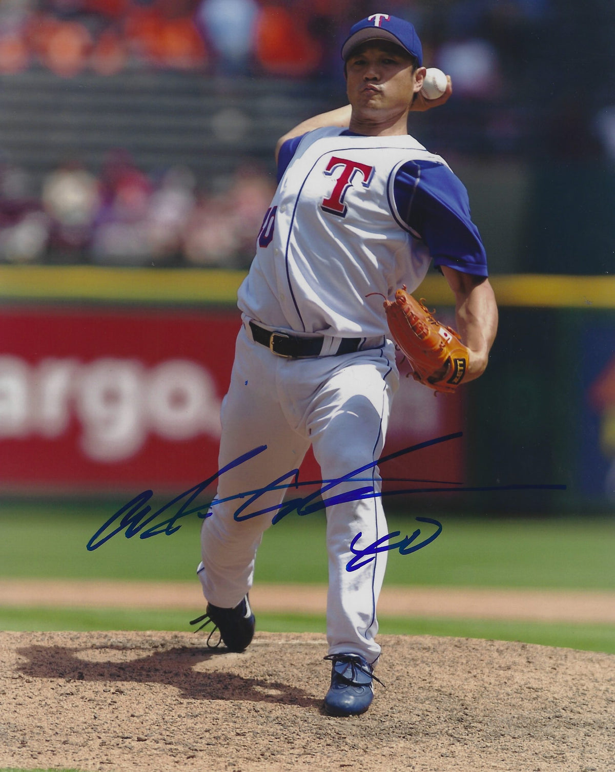 AUTOGRAPHED AKINORI OTSUKA 8X10 Texas Rangers Photo