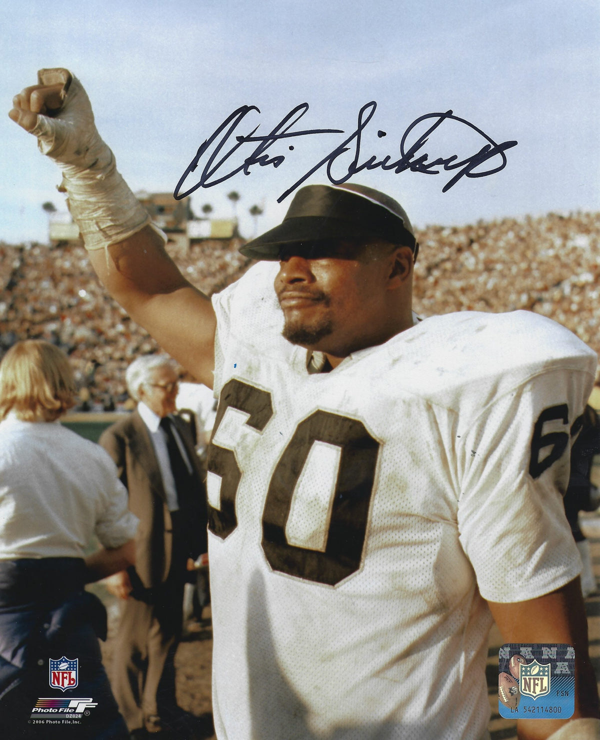 AUTOGRAPHED OTIS SISTRUNK 8x10 Oakland Raiders Photo