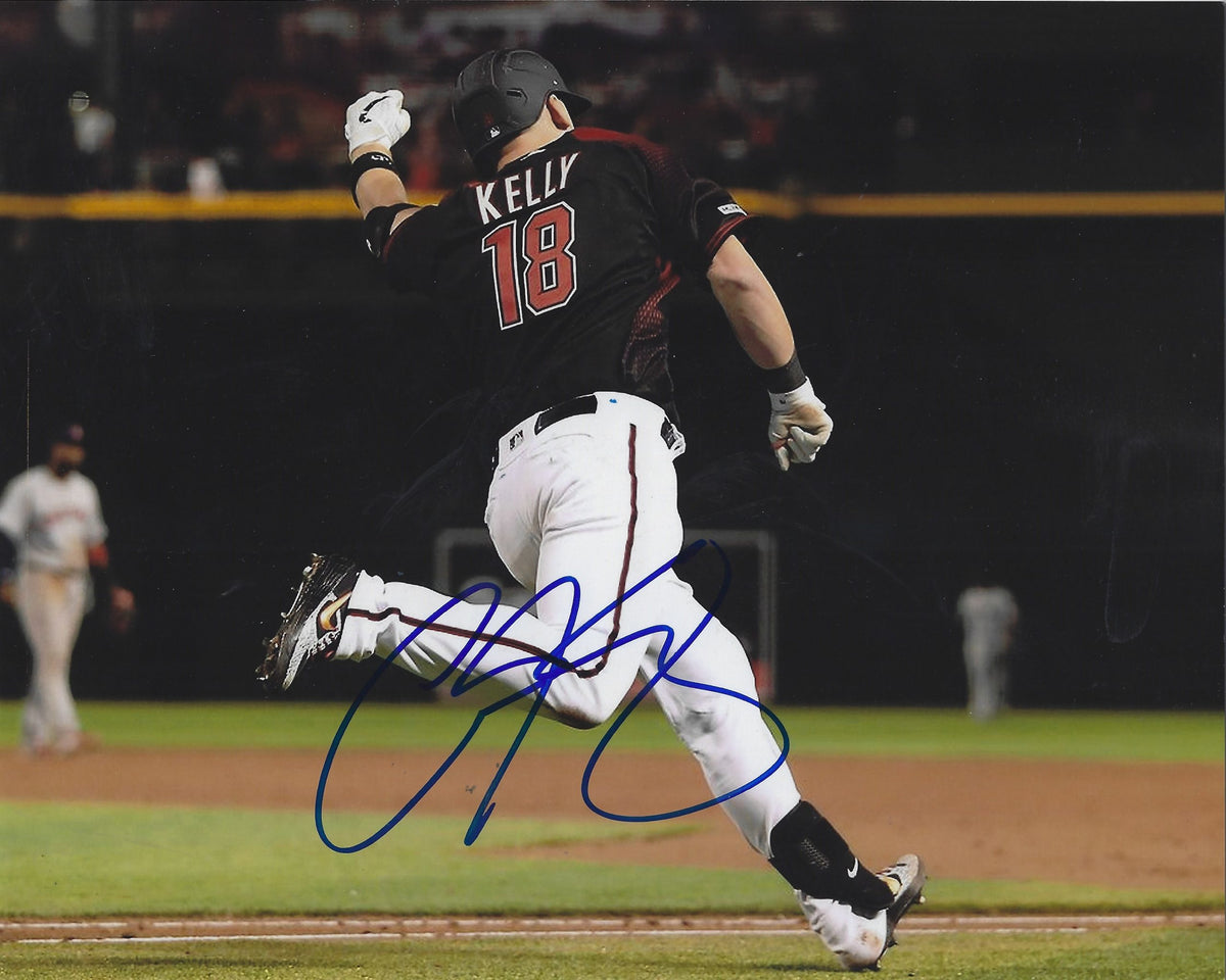 Autographed CARSON KELLY 8X10 Arizona Diamondbacks Photo