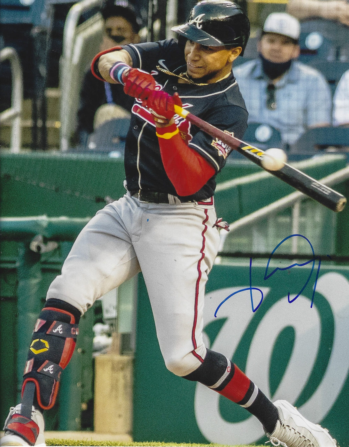AUTOGRAPHED JOHAN CAMARGO 8X10 Atlanta Braves Photo