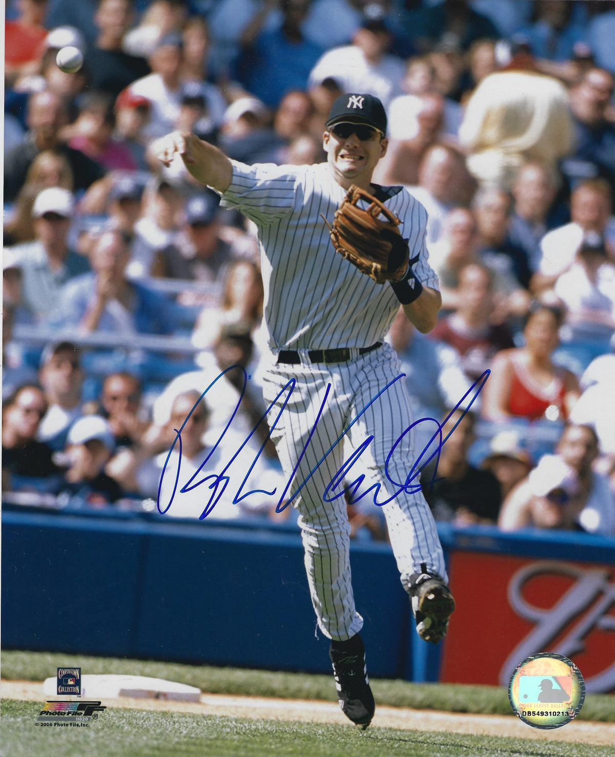 AUTOGRAPHED ROBIN VENTURA 8X10 New York Yankees Photo