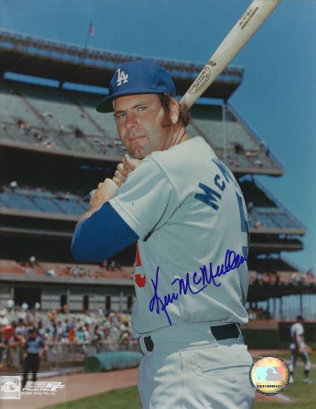 AUTOGRAPHED  KEN MCMULLEN 8X10 Los Angels Dodgers photo