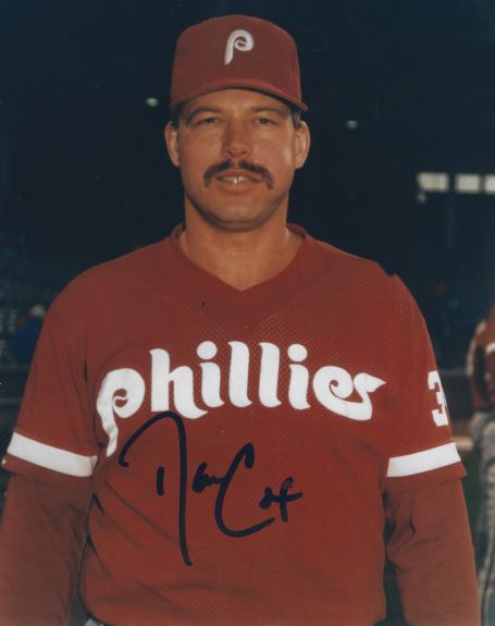 AUTOGRAPHED DANNY COX 8X10 Philadelphia Phillies Photo