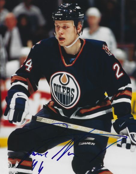 Autographed JANNE NIINIMAA 8X10 Edmonton Oilers Photo
