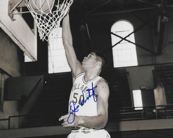 AUTOGRAPHED JIM WASHINGTON 8x10 Villanova Wildcats Photo