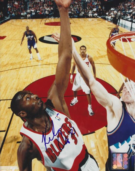 Autographed KELVIN CATO 8X10 Portland Trail Blazers Photo