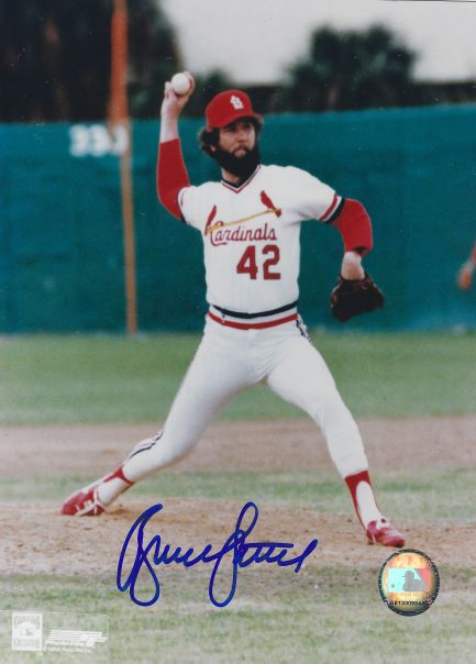 Autographed  BRUCE SUTTER 8x10 St. Louis Cardinals Photo