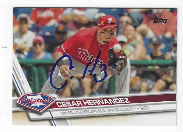 Autographed CESAR HERNANDEZ Philadelphia Phillies 2017 Topps Card