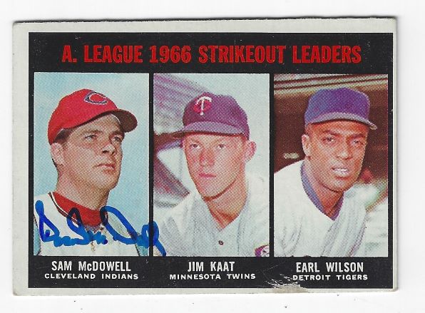 Autographed SAM MCDOWELL Cleveland Indians 1967 Topps Card