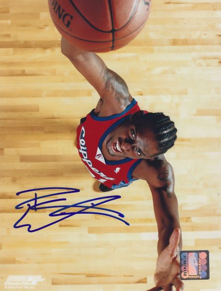 Autographed DARIUS MILES 8X10 Los Angeles Clippers Photo