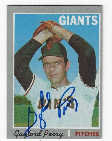 Autographed GAYLORD PERRY San Francisco Giants 1970 Topps Card